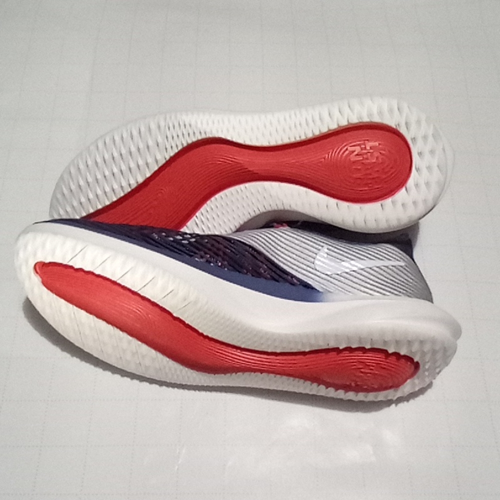 New Nike future speed reflect silver